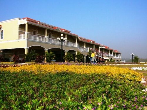 Kohinoor Samudra Beach Resort
