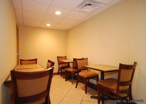 Фото Rodeway Inn