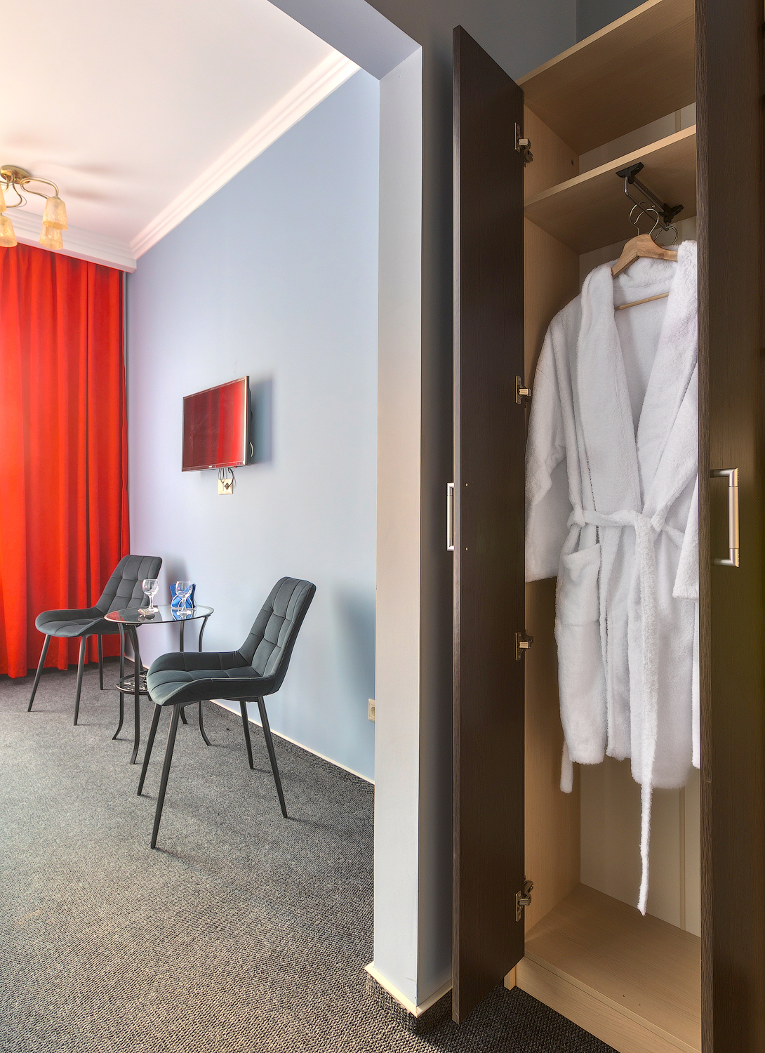 Фото Элитон