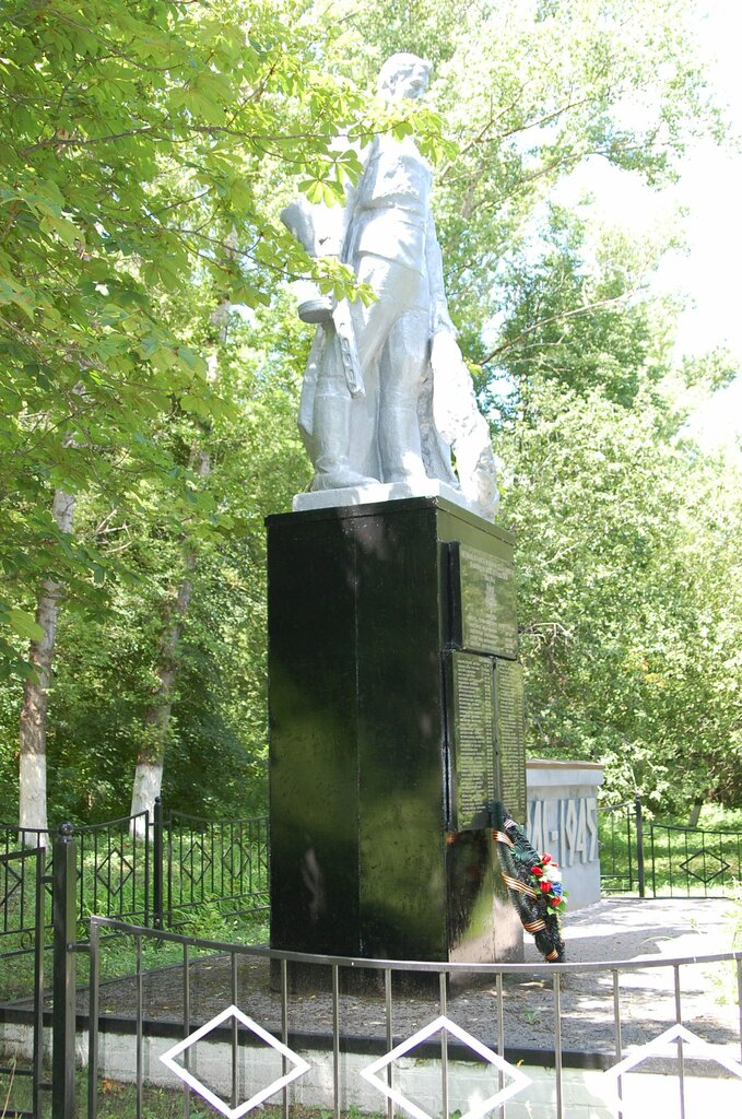 Monument, memorial Погибшим воинам-землякам погибшим в годы Великой Отечественной, Belgorod Oblast, photo