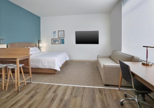 Фото Element Edmonton West