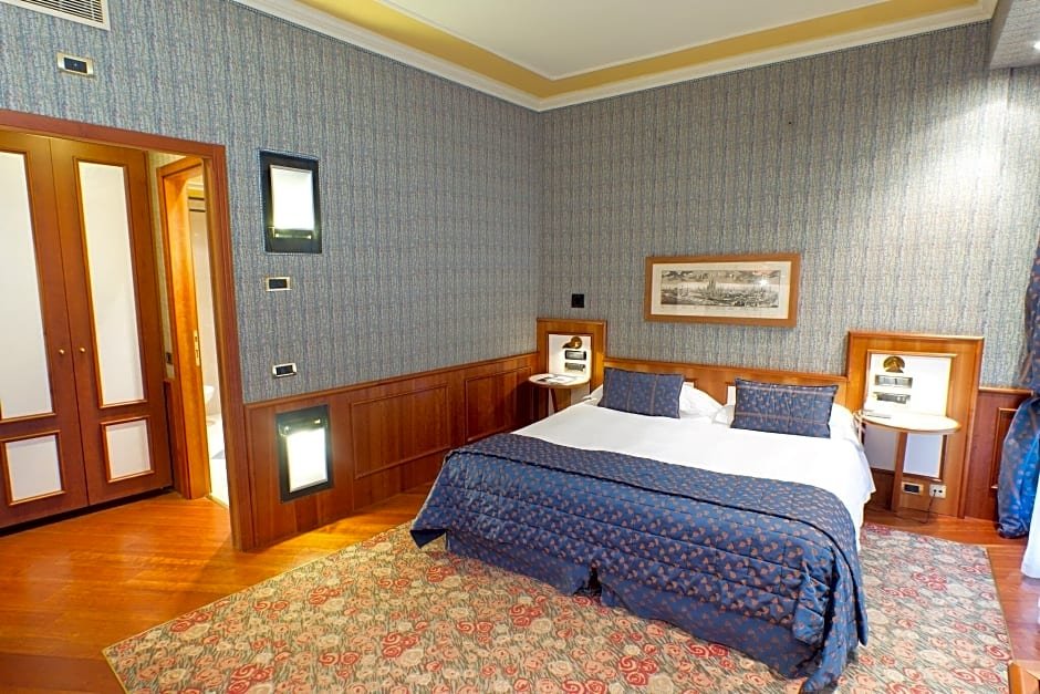 Фото Hotel Dei Cavalieri Milano Duomo