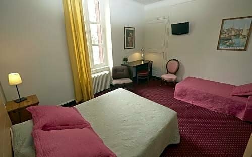 Гостиница Hôtel Le Foch в Боне