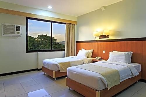 Фото The Orchard Cebu Hotel & Suites