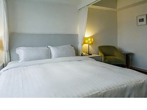 Фото Taitung Bali Suites Hotel