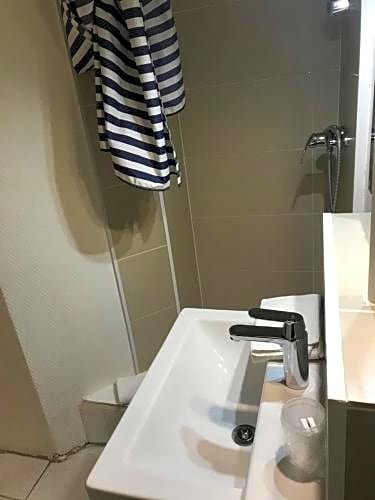 Фото Hotel D'Ainay