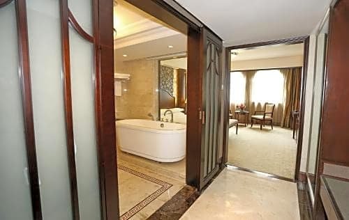 Фото Grand Palace Hotel 