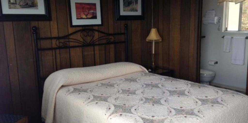 Фото Sugarloaf Mountain Motel