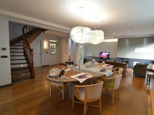 Гостиница Beautiful Villa for Groups With Swimming Pool, Sauna and Wifi