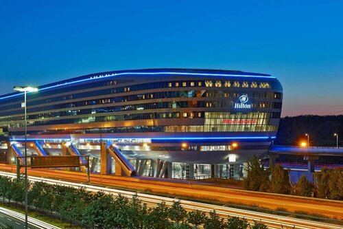 Внешний вид отеля Hilton Frankfurt Airport в Франкфурте-на-Майне, фото 2