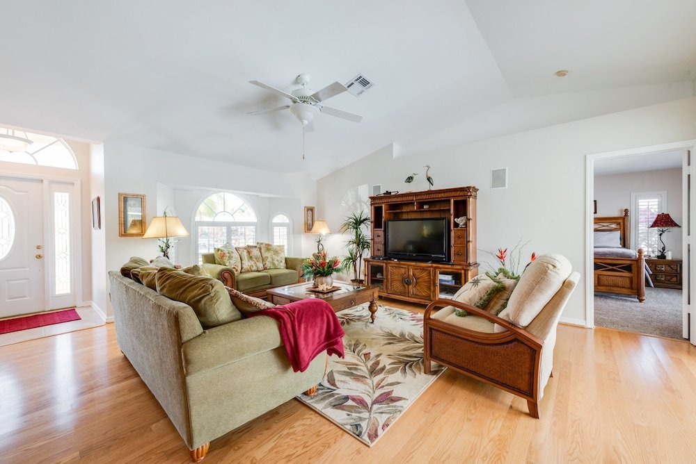 Фото 2305 Sw 19th Home 3 Bedrooms 2 Bathrooms Home