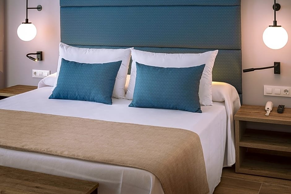 Фото Hotel Mar Blau