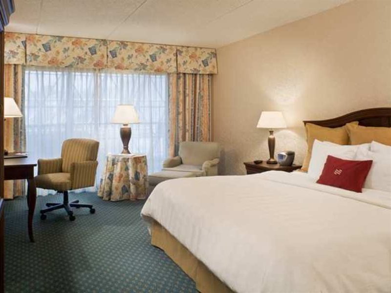 Фото DoubleTree by Hilton Orlando Airport