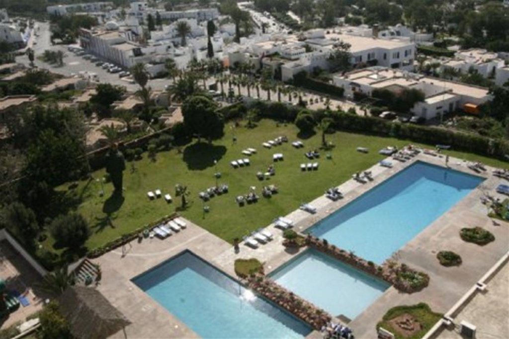 Фото Anezi Tower Hotel