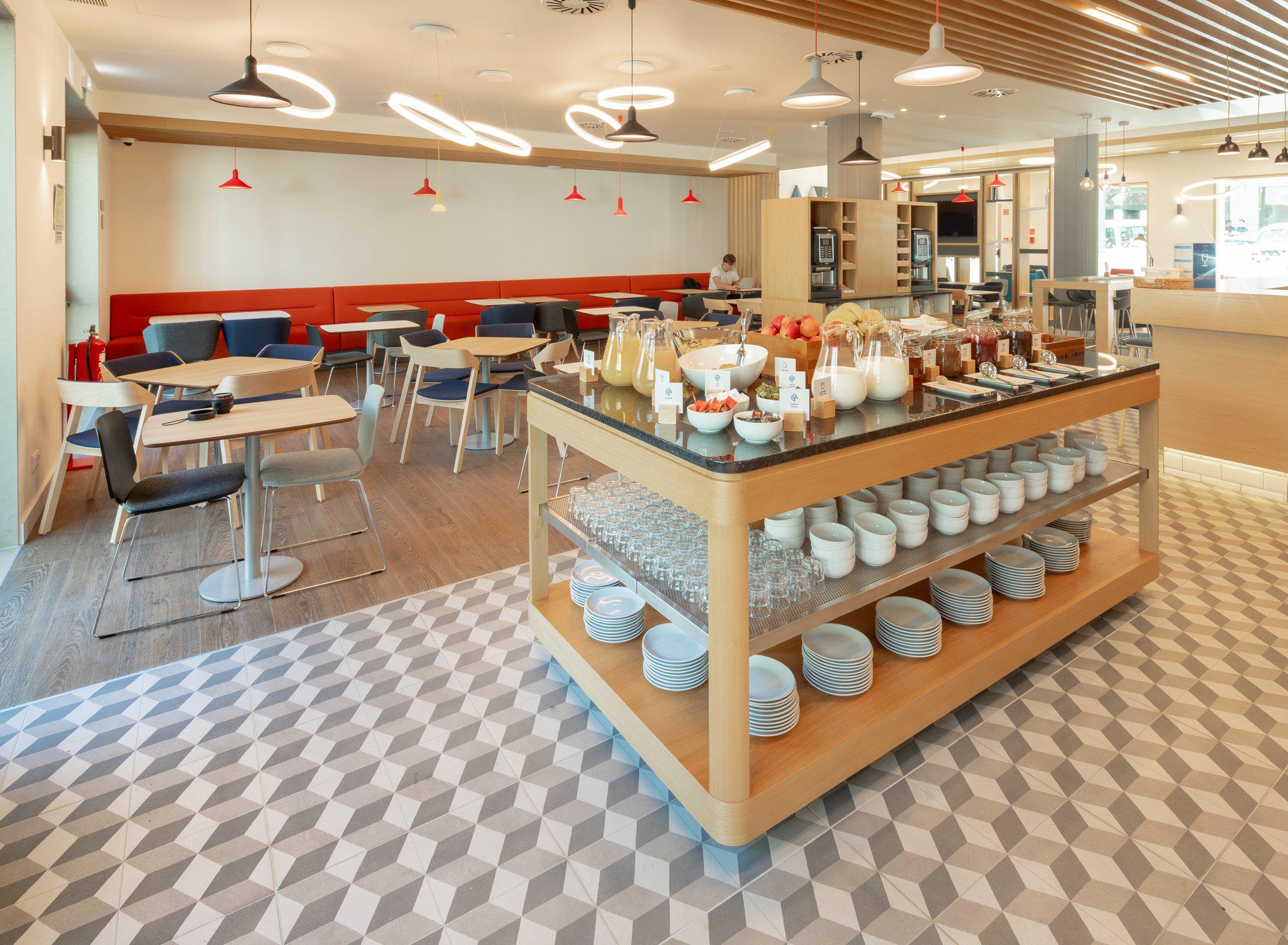 Фото отеля 3