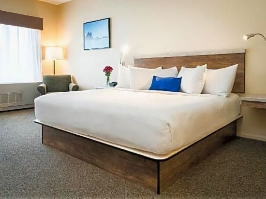 Фото Harbor 360 Hotel Seward