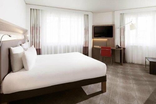 Внешний вид отеля Novotel Basel City в Базели, фото 3