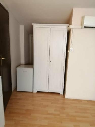 Гостиница Gira Guest House в Брунате