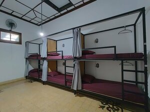 Semeru Hostel Malang - Adults Only (East Java, Malang City, Jl. Kapten Piere Tendean), hotel