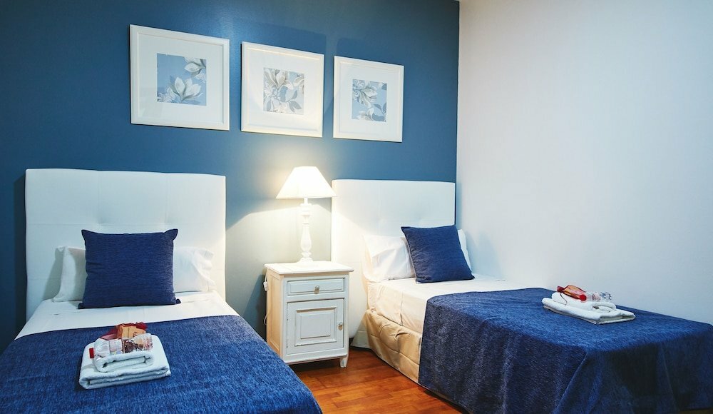 Short-term housing rental Alcam Plaza Cataluña, Barcelona, photo