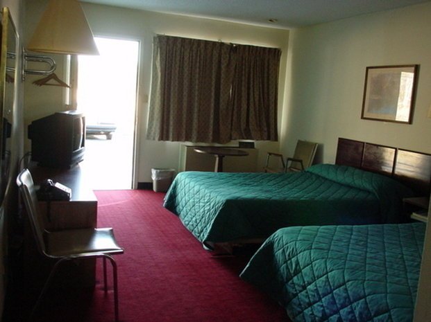 Фото Knights Inn Selma