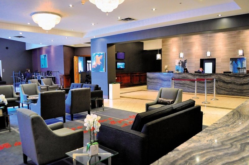 Фото Sandman Hotel Vancouver Downtown