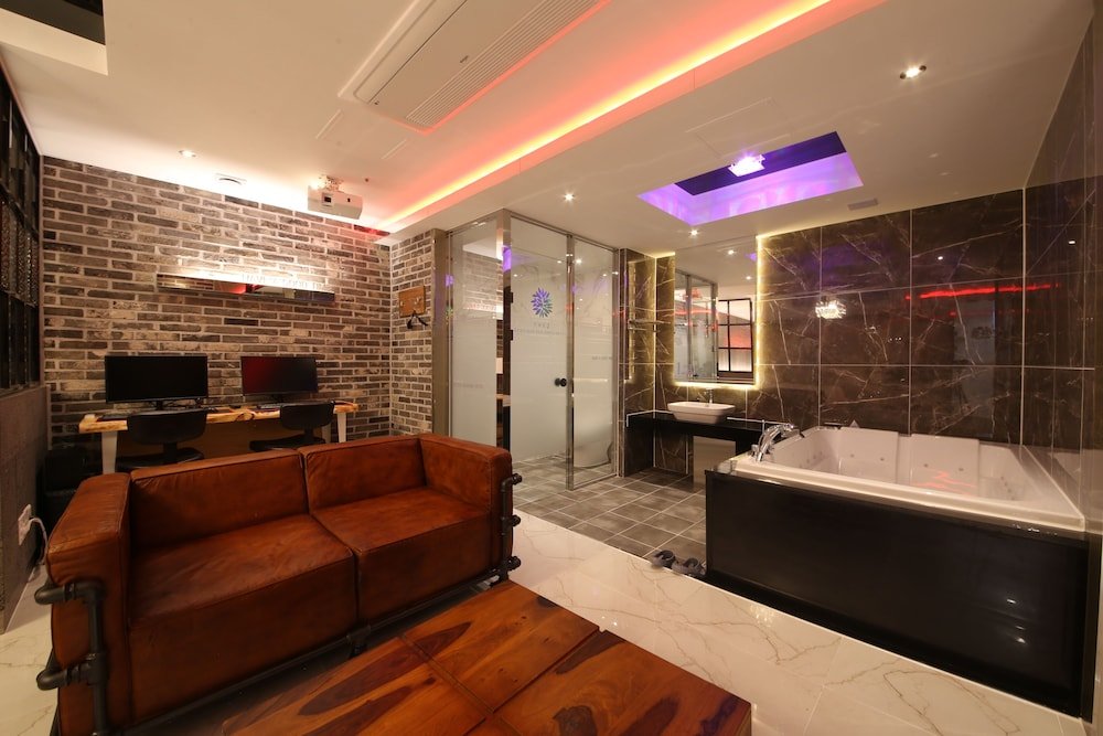 Фото Daegu J Hotel