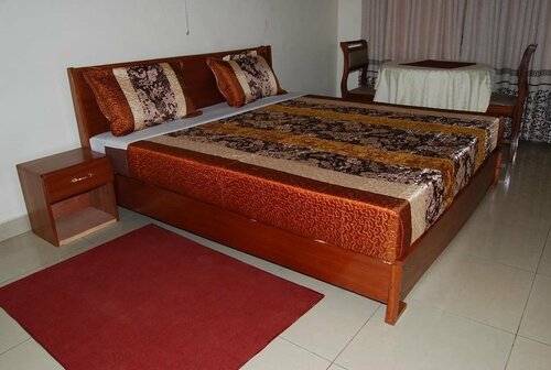 Гостиница Roots Inn в Кигали