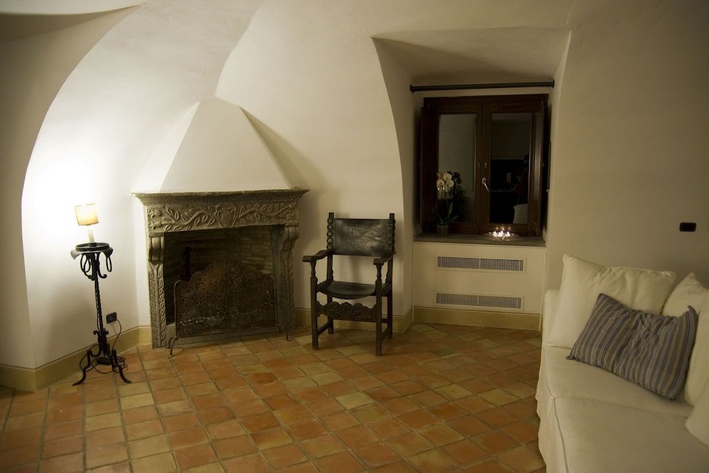 Фото Torre del Saraceno