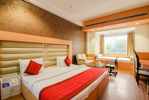 Гостиница The Asian Suites-Huda City Centre в Гургаоне