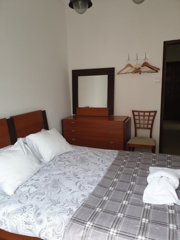 Фото Zuni Guest House