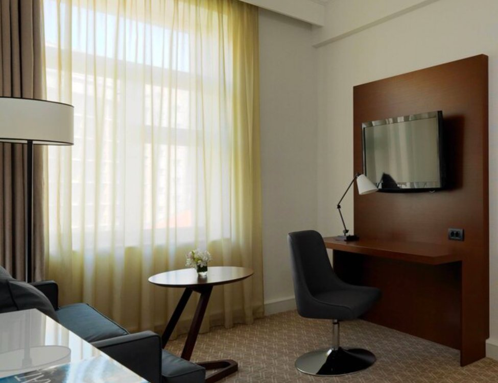 Фото отеля 2