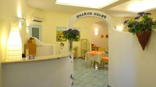 Гостиница Sharon House в Амальфи