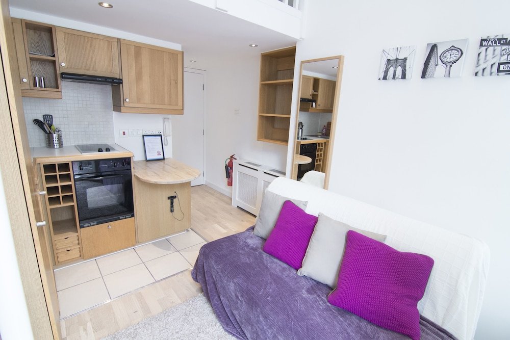 Фото Fairholme Studios