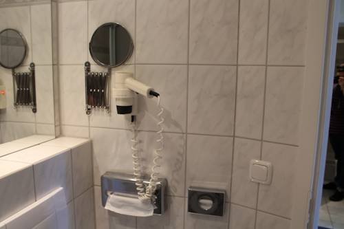 Фото Hotel Goldener Adler