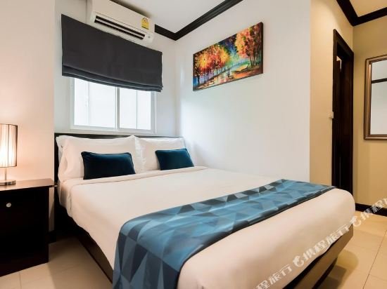 Фото Hallo Patong Hotel & Restaurant