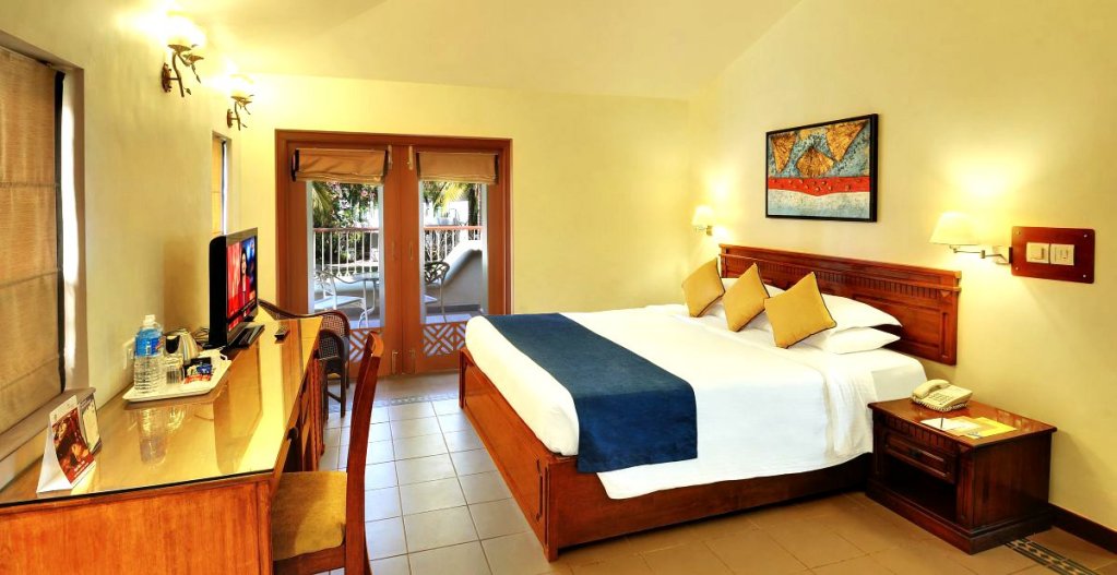 Фото Novotel Goa Dona Sylvia Resort Hotel