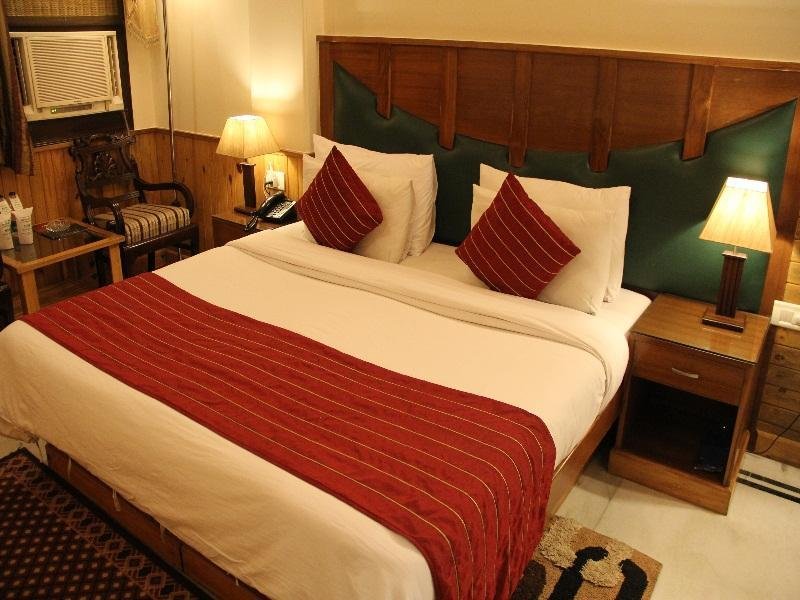 Фото Wood Castle