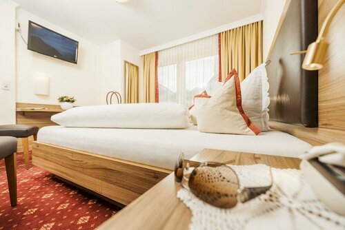 Гостиница Hotel Finkenbergerhof в Тироле