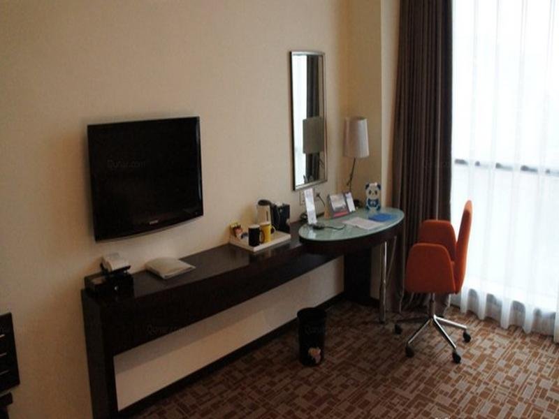 Фото Holiday Inn Express Chengdu Wuhou, an Ihg Hotel