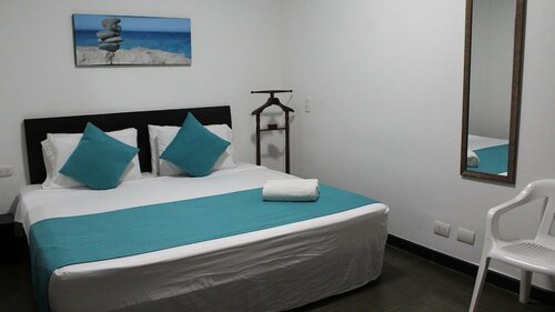 Гостиница Hotel Los Cristales в Санта-Росе-де-Кабаль