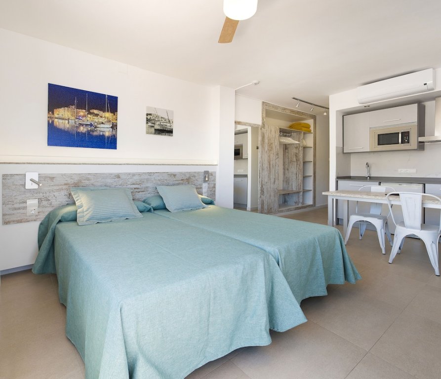 Фото Playa Bella Beach Apartments