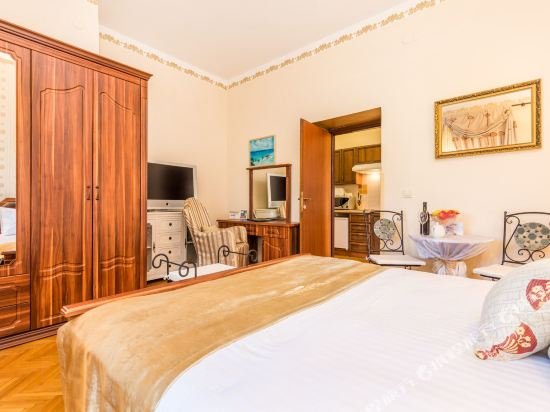 Фото Integrated Hotel Arbia - Margita Deluxe