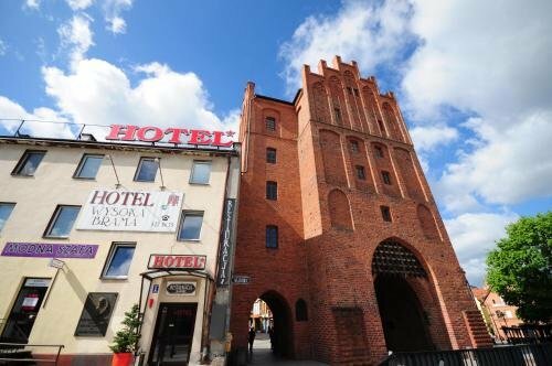Гостиница Hotel Wysoka Brama в Варминско-Мазурском воеводстве
