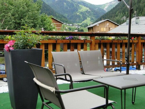 Гостиница Hotel Les Ancolies в Альбервиле