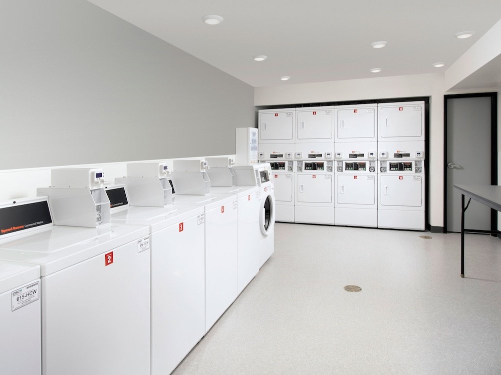 Фото WoodSpring Suites Seattle Redmond