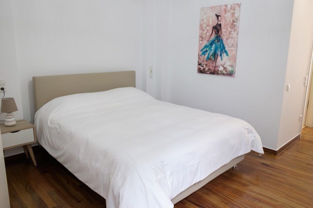 Фото Charitos II Chic n modern 2bd Apt