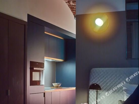 Фото The Place Aparthotel