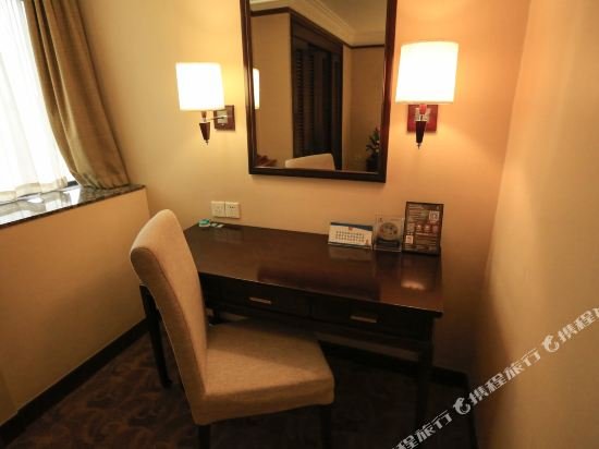 Фото Bell Tower Hotel Xian