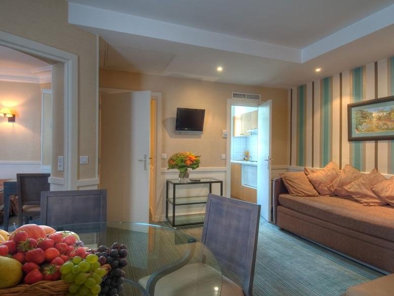 Фото Elysées Union